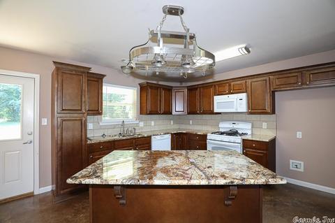 910 Denver, Benton, AR 72019 photo 13