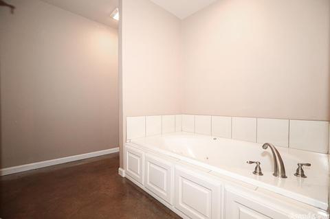 910 Denver, Benton, AR 72019 photo 32