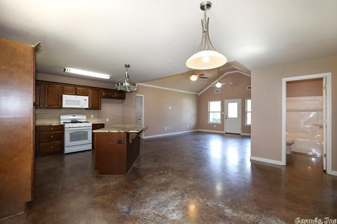 910 Denver, Benton, AR 72019 photo 11