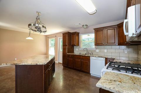 910 Denver, Benton, AR 72019 photo 14