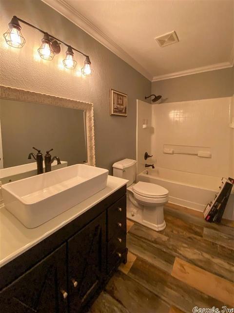 124 N Fairview, Rector, AR 72461 photo 12