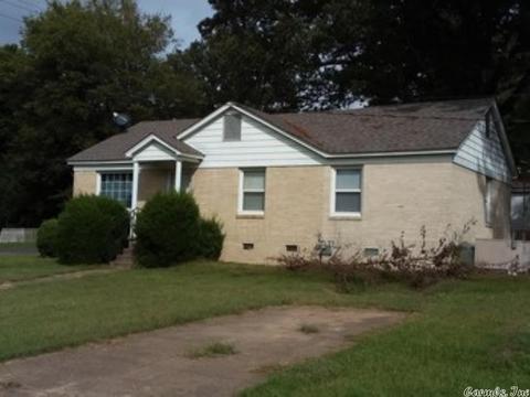 1706 E Sullenberger, Malvern, AR 72104 photo 1