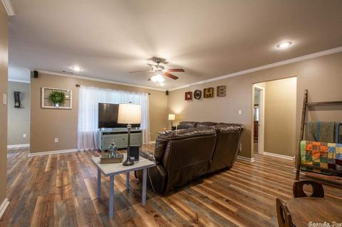 3521 Winfield Dr, Benton, AR 72015 photo 4