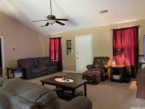 8 Oak Ln, Guy, AR 72061 photo 4
