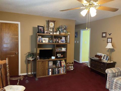 512 Carson Dr, Benton, AR 72015 photo 4