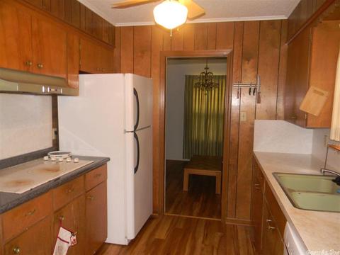 20 Smugglers Ln, Pine Bluff, AR 71603 photo 8