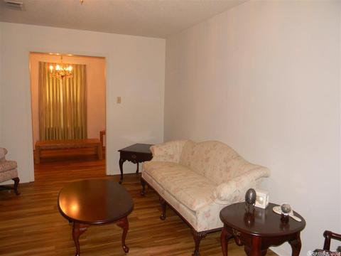 20 Smugglers Ln, Pine Bluff, AR 71603 photo 5