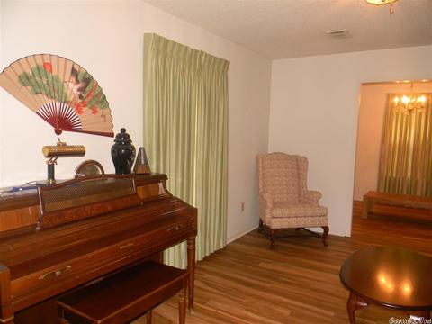 20 Smugglers Ln, Pine Bluff, AR 71603 photo 4