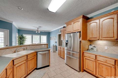 3300 Loetscher Cir, Conway, AR 72034 photo 11
