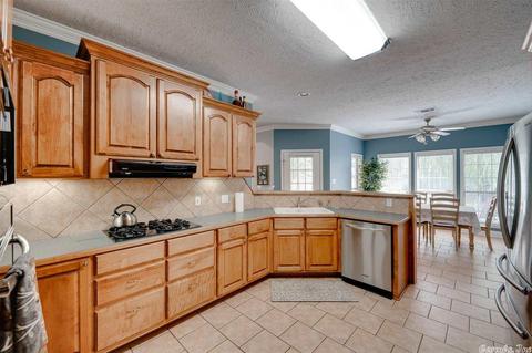 3300 Loetscher Cir, Conway, AR 72034 photo 10