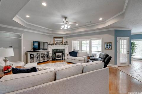 3300 Loetscher Cir, Conway, AR 72034 photo 3
