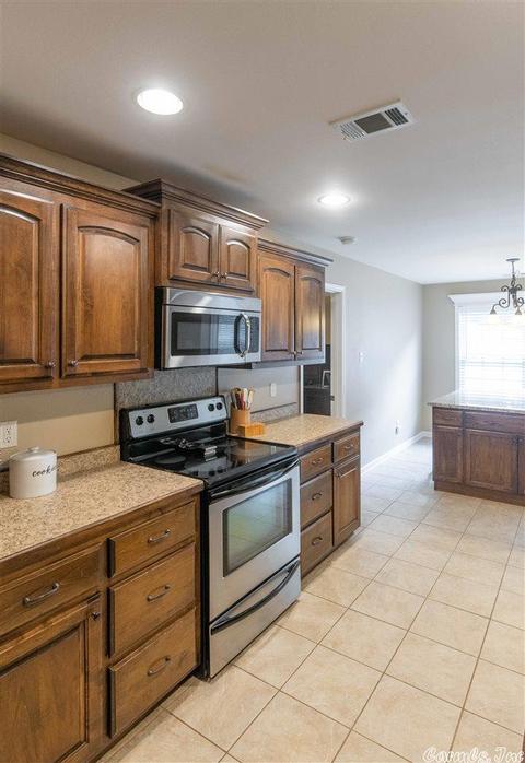 206 Michelle Dr, Benton, AR 72015 photo 13
