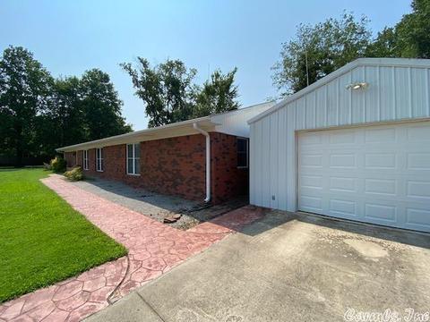 2401 Harper, Corning, AR 72422 photo 3