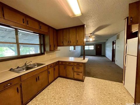 175 Main St, Guion, AR 72540 photo 3