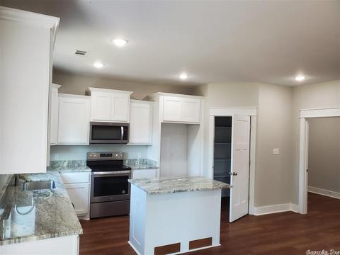 2001 Cedar Rdg, Benton, AR 72015 photo 4