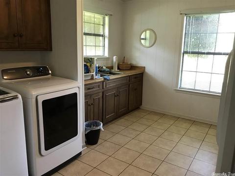 9025 Old Warren Rd, Pine Bluff, AR 71603 photo 4