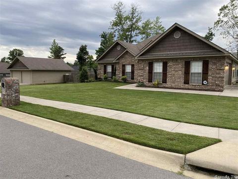 3927 Hampton Dr, Benton, AR 72019 photo 1