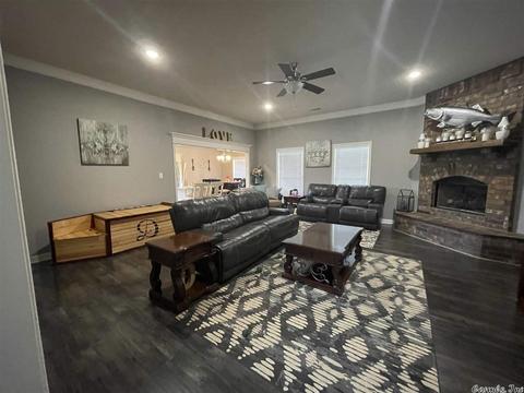 3927 Hampton Dr, Benton, AR 72019 photo 9