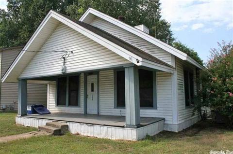106 S Cypress, Beebe, AR 72012 photo 1