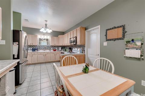 1610 Highpoint, Conway, AR 72034 photo 13