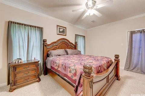 1610 Highpoint, Conway, AR 72034 photo 14