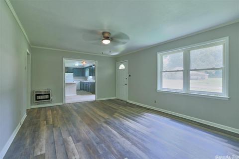 821 S S Smt, Benton, AR 72019 photo 9