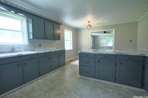 821 S S Smt, Benton, AR 72019 photo 13