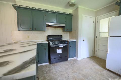 821 S S Smt, Benton, AR 72019 photo 12