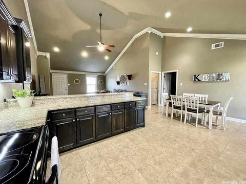 713 Mango Loop, Austin, AR 72007 photo 8