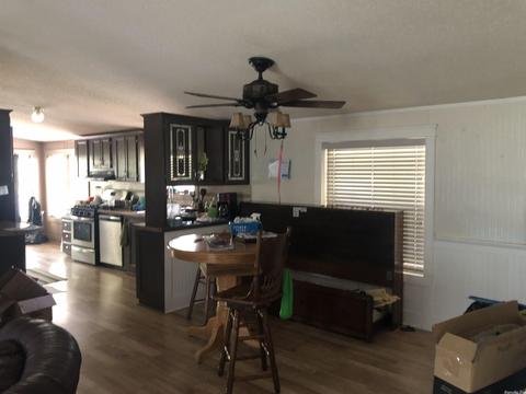 61 Fairgrounds Rd, Ash Flat, AR 72513 photo 4
