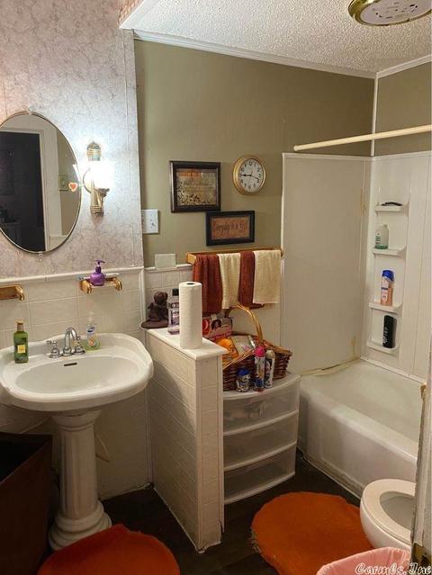 1215 S Olive St, Pine Bluff, AR 71601 photo 8