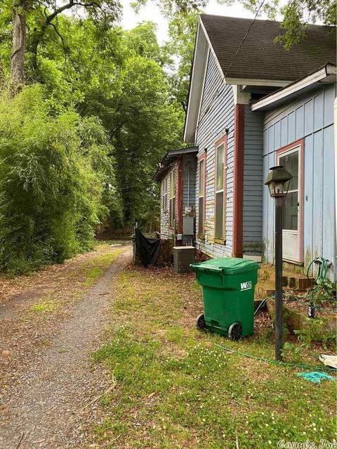 1215 S Olive St, Pine Bluff, AR 71601 photo 2