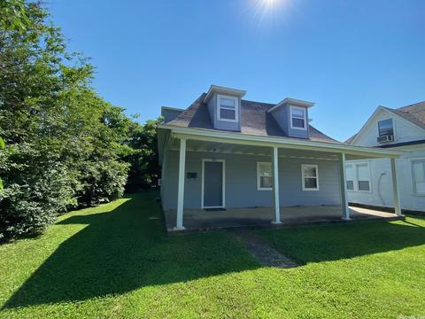 400 Fourth St, Mena, AR 71953 photo 2
