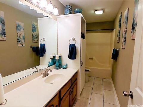 1001 Deer Run N, Pine Bluff, AR 71603 photo 13