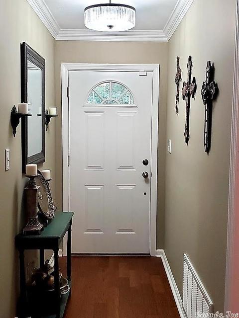 1001 Deer Run N, Pine Bluff, AR 71603 photo 2