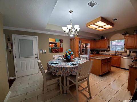 1001 Deer Run N, Pine Bluff, AR 71603 photo 6