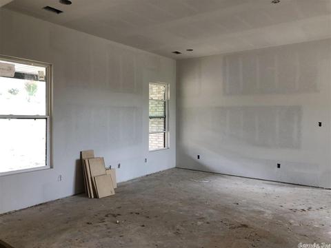 4005 Springwood Cir, Bryant, AR 72022 photo 4