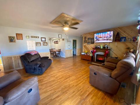 149 3rd St, Clinton, AR 72031 photo 4
