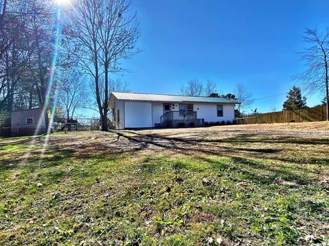 149 3rd St, Clinton, AR 72031 photo 3