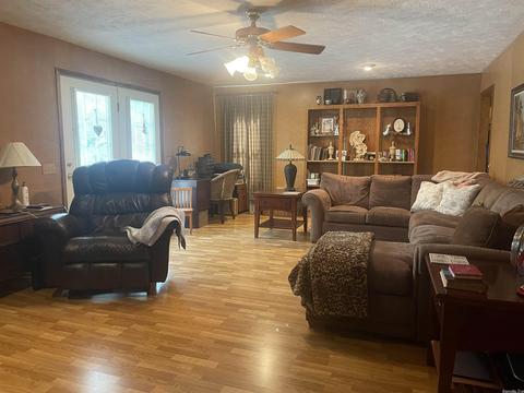 217 Peace Valley Rd, Ash Flat, AR 72513 photo 3
