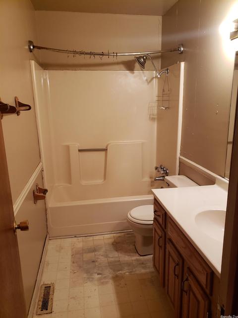 228 11th St, Marked Tree, AR 72365 photo 17