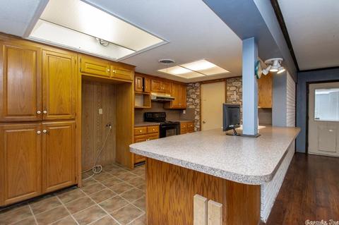 1710 Troy Cir, Benton, AR 72015 photo 6