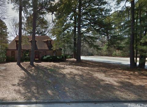 2504 Pine Hill Dr, Pine Bluff, AR 71603 photo 1