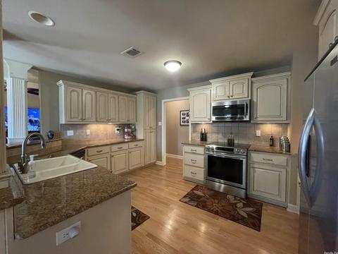 304 Korbin Cv, Benton, AR 72015 photo 11
