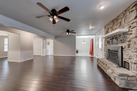 12 Burnett Cir, Greenbrier, AR 72058 photo 4