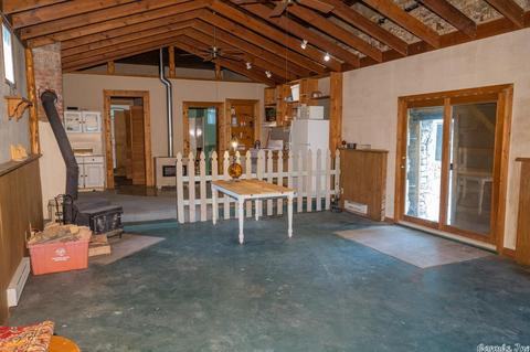 533 Tyler St, Cotter, AR 72626 photo 6