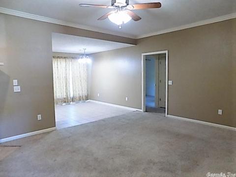 99 Donna Kay Dr, Greenbrier, AR 72058 photo 4