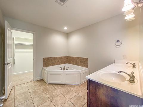 57 Eaglebrook Dr, Conway, AR 72032 photo 10