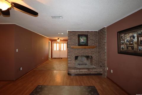 3615 E Lake Dr, Pine Bluff, AR 71603 photo 8