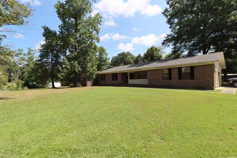 3615 E Lake Dr, Pine Bluff, AR 71603 photo 2